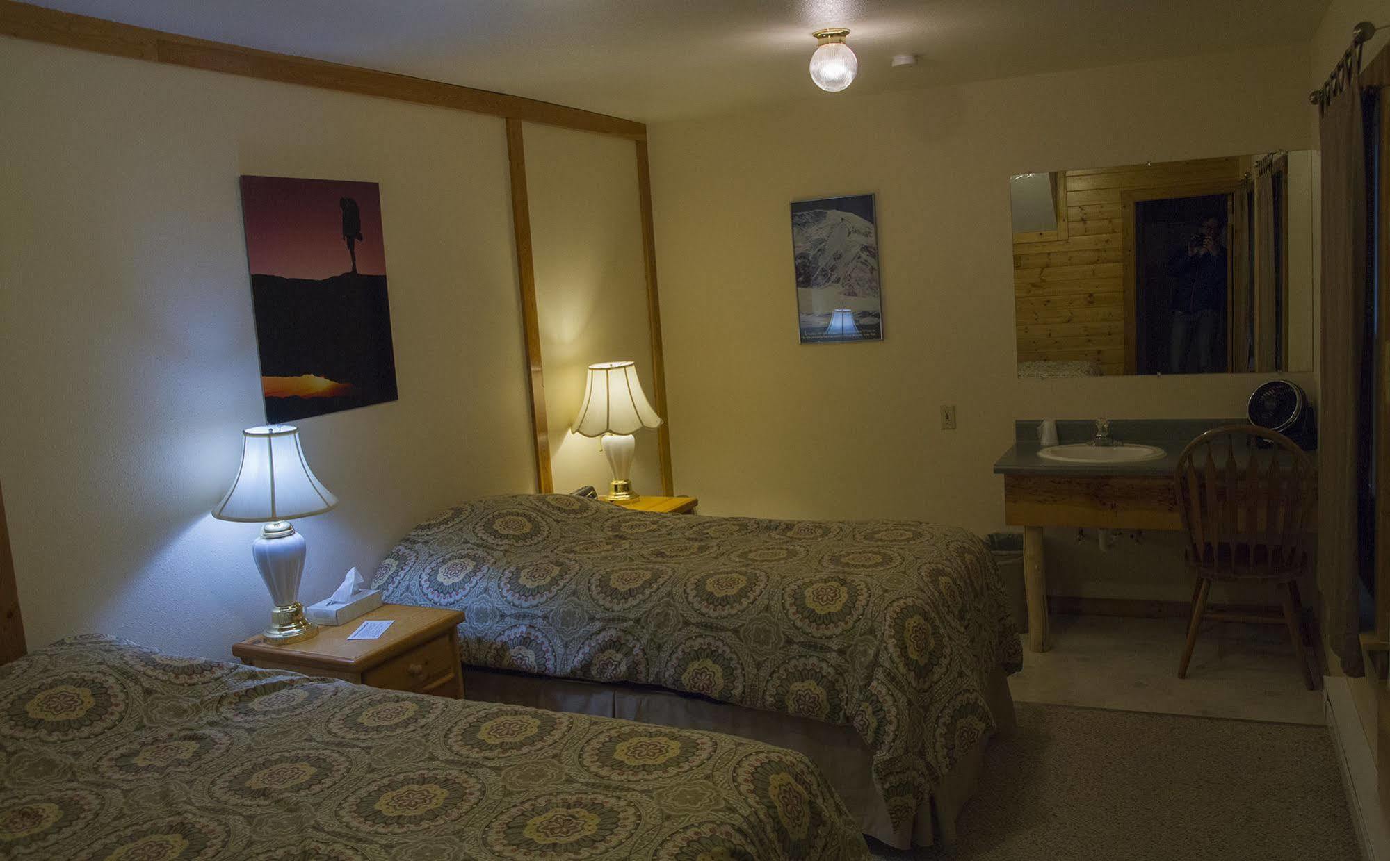 Whittaker'S Motel & Historic Bunkhouse Ashford Esterno foto